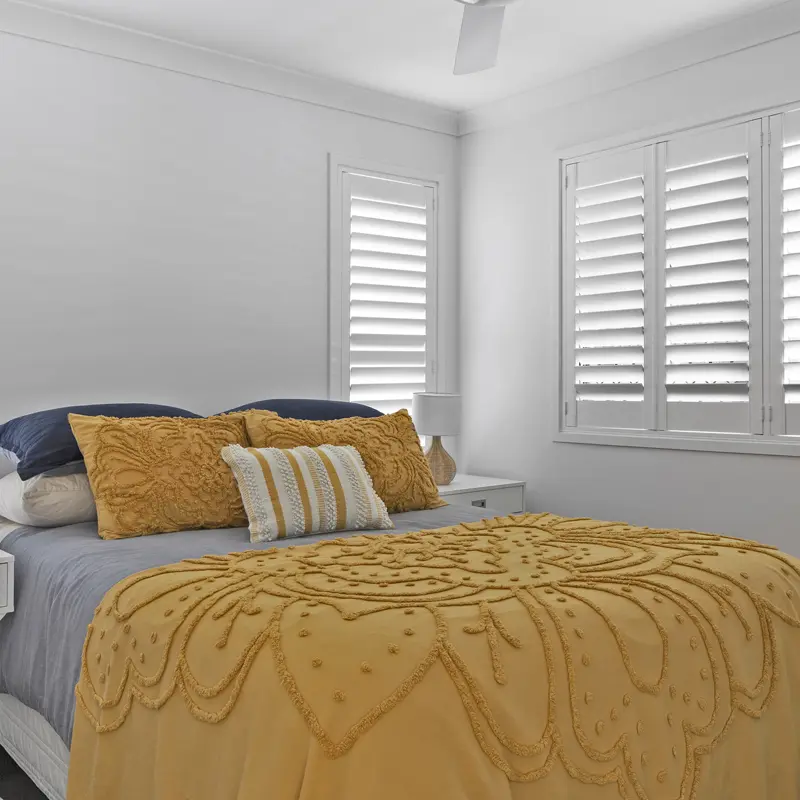 08 Brightwood™shutter